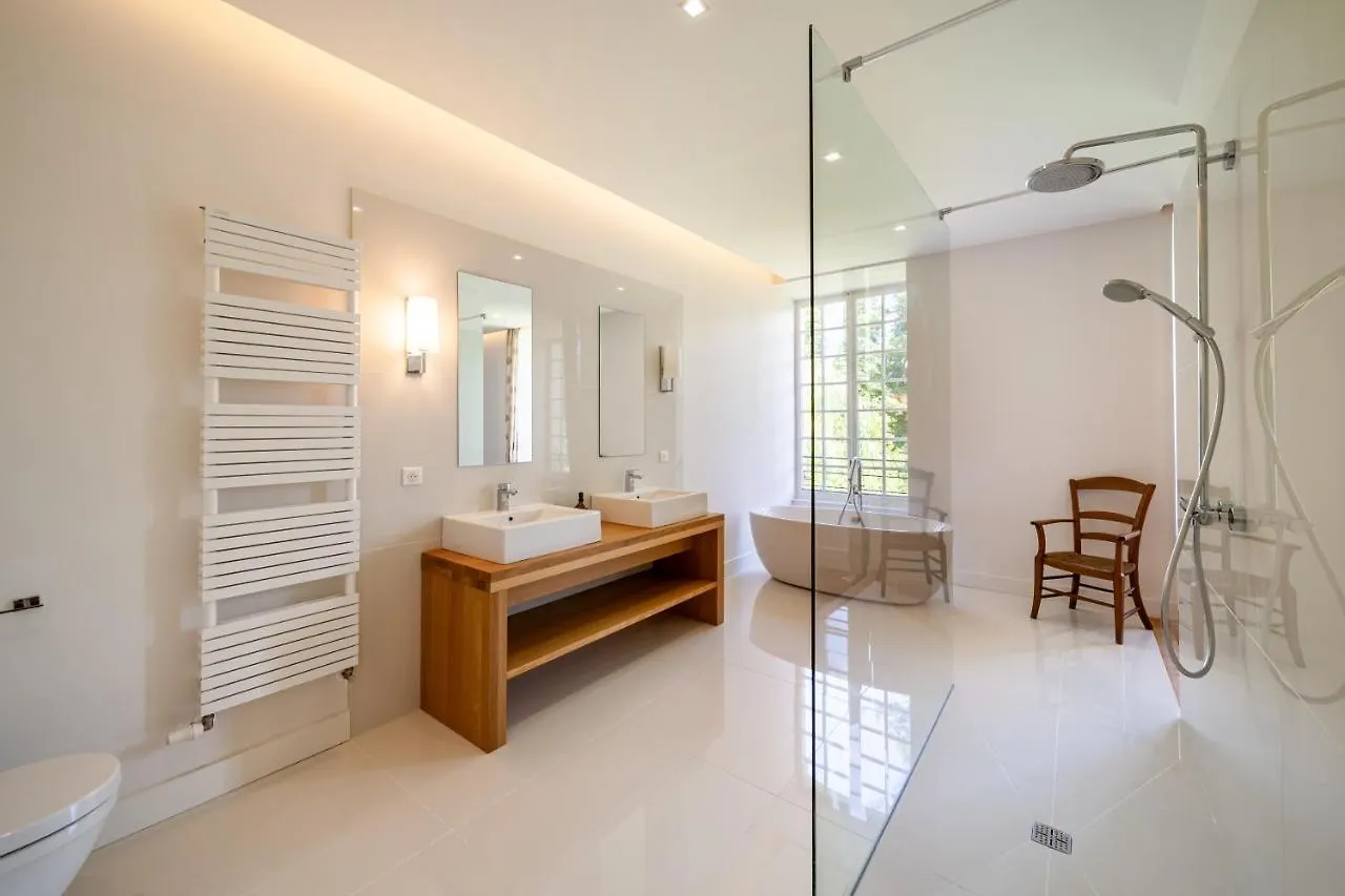 Nocnoc - Chateau Des Marceaux, 5 Suites Luxueuses Avignonet Villa